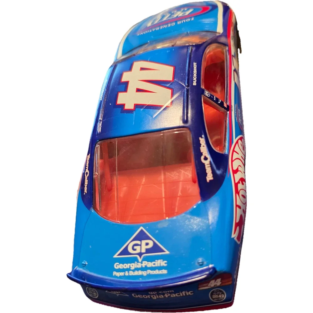 Team Caliber Buckshot Jones #44 Petty Four Generations Hot Wheels 1:24